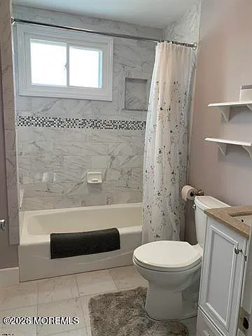 11 N New Haven Ave — Photo 20
