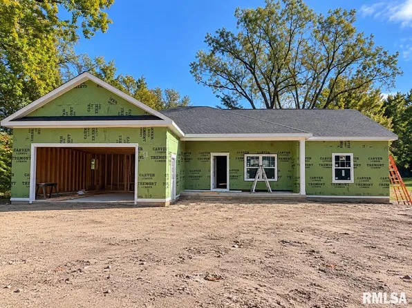 10014 N Garden Ln, Peoria, IL 61615