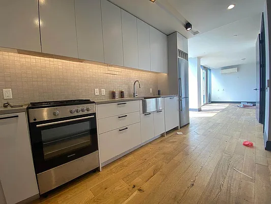 Rented by The KCI Group | media 60