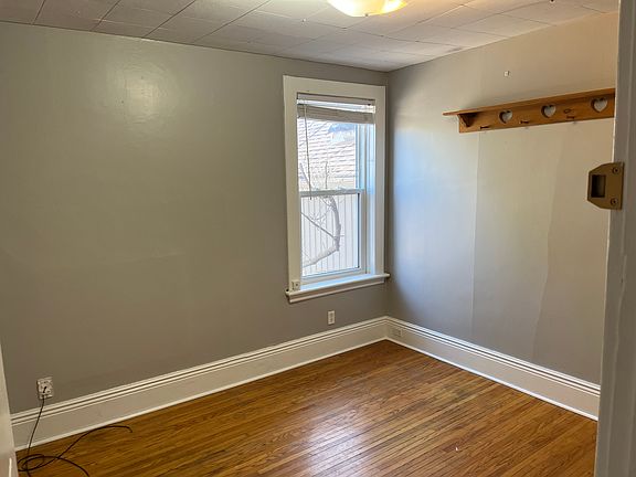 5th image of 800 Water St