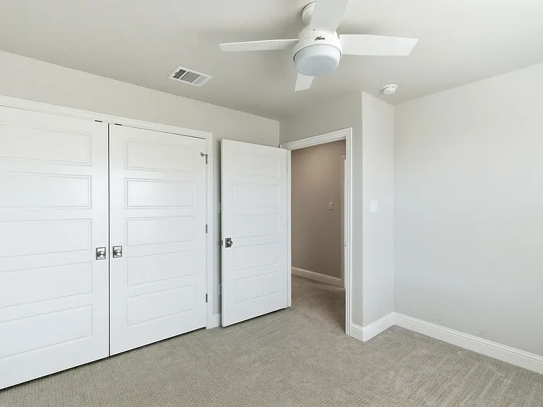 4600 Old Brock Rd — Photo 33