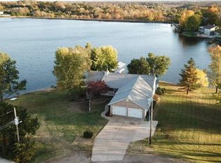456 Lake Shore Dr, Saint Clair, MO 63077
