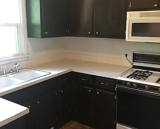 4th image of 1745 Pleasant Ct #1