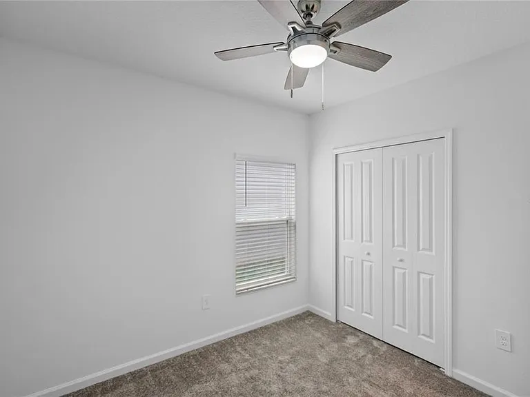 4819 Worchester Dr — Photo 15