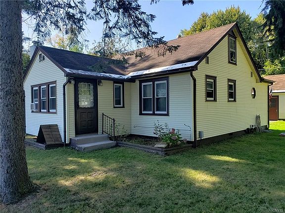3rd image of 8596 Melvin Dr S