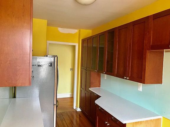 5th image of 3555 29th St APT 6B