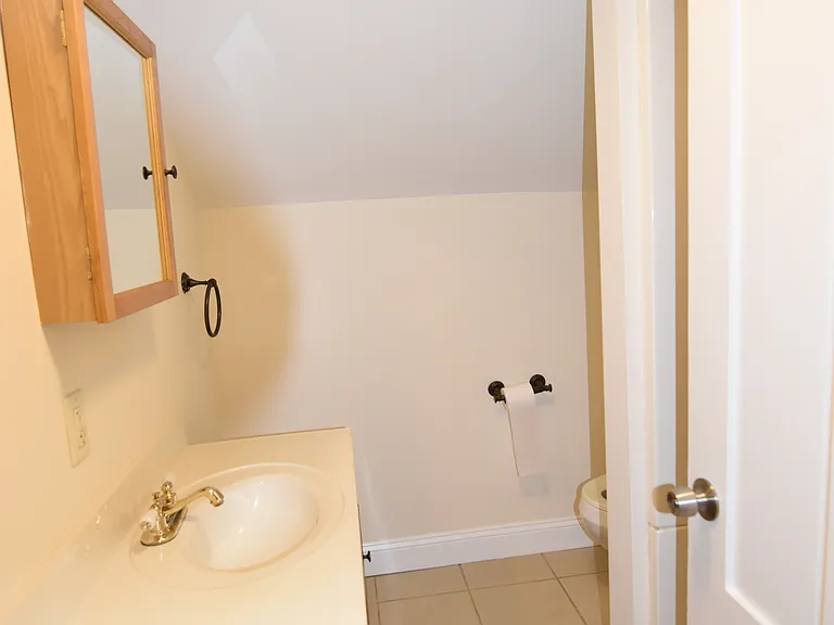 20-24 Walnut St #3 — Photo 12