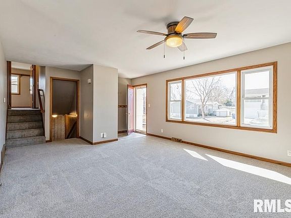 4th image of 510 Meadowview Dr