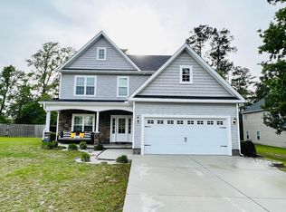 1009 Meridian Dr, Sneads Ferry, NC 28460