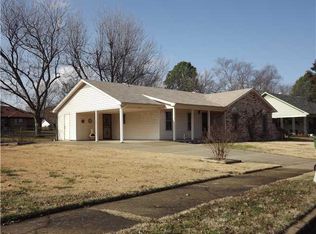 6959 Saddlebrook Dr, Millington, TN 38053