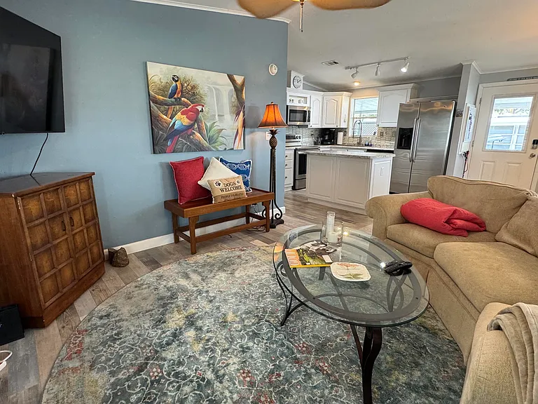1100 Curlew Rd — Photo 3
