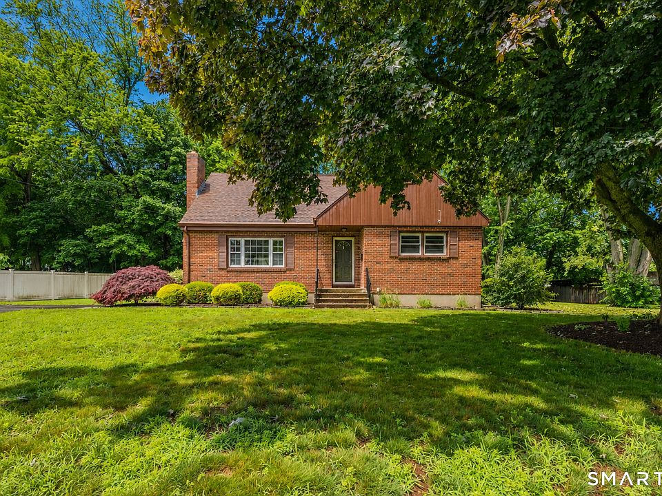 1st image of 7 Olson Avenue
