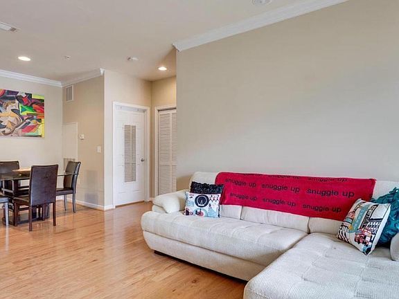 3rd image of 11329 Aristotle Dr APT 411