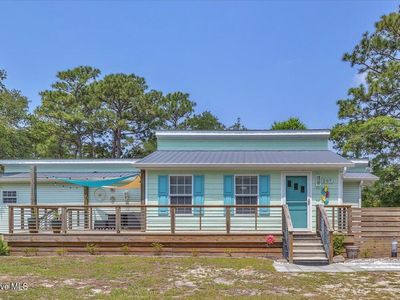 207 NE 72nd Street, Oak Island, NC, 28465