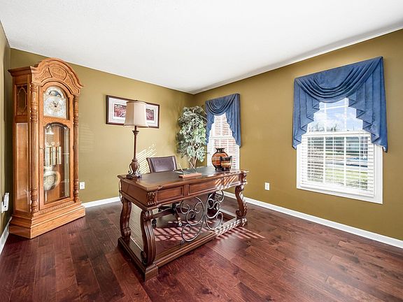 3rd image of 13407 Wellesley Dr NW