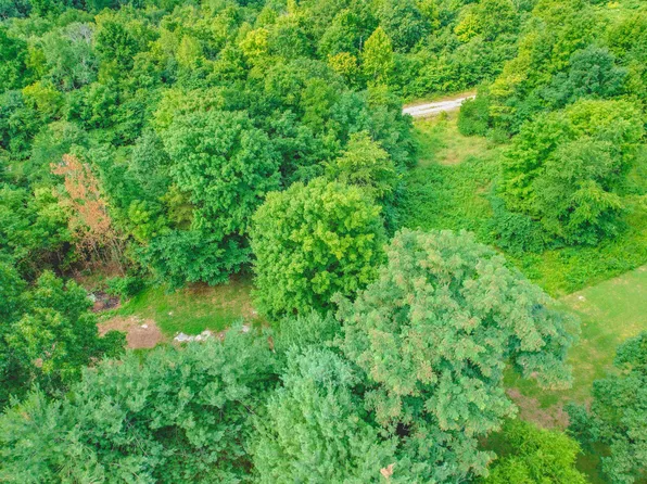 29 Green Meadow Ln, Mount Vernon, KY 40456