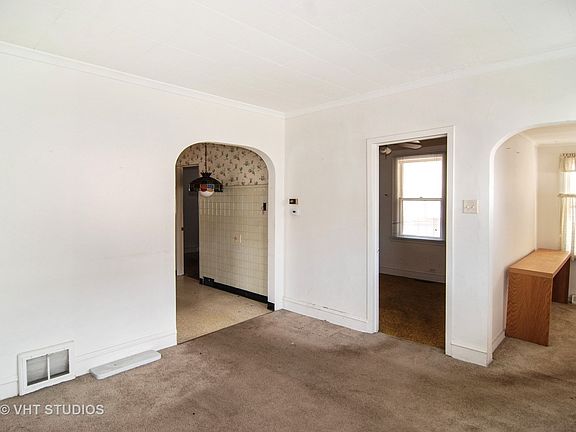 4th image of 1727 N 15th Ave