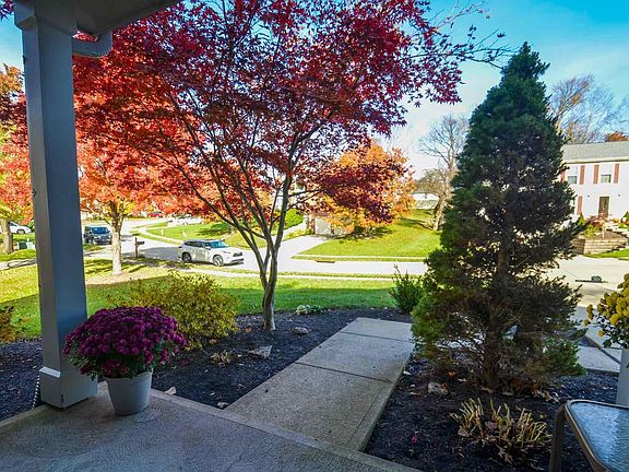 5th image of 521 Gerhard Dr