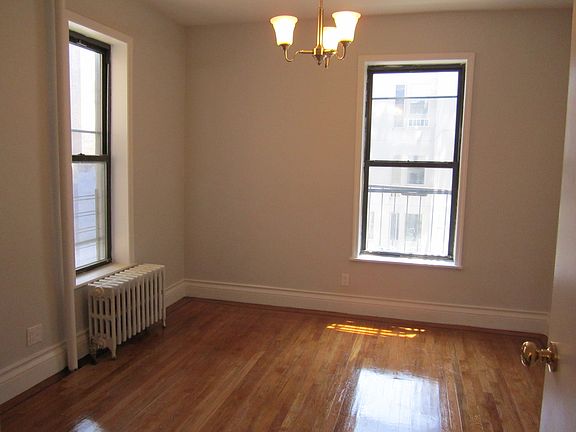 4th image of 122 Fenimore St #D5