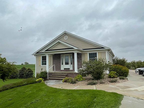 3rd image of 10635 1st Avenue Pl