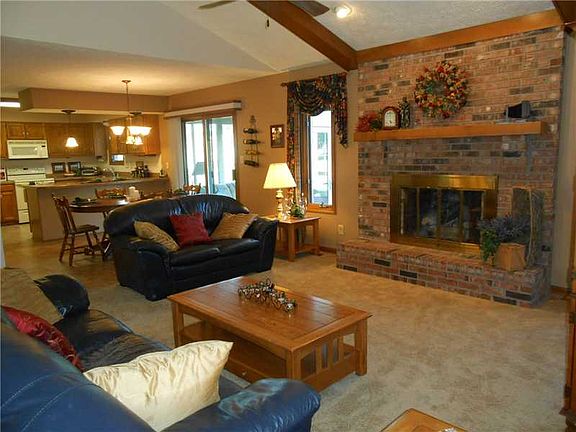 5th image of 941 Creekside Ln