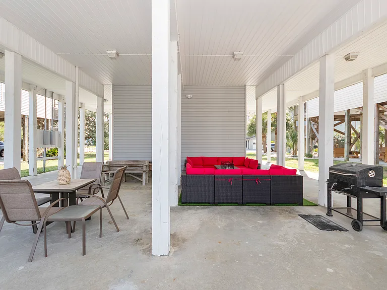 4612 Surf St #1 — Photo 19