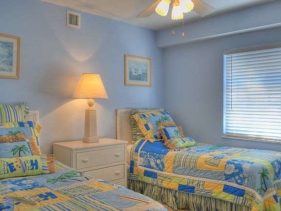 Guest bedroom