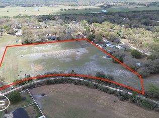 7402 Loghouse Rd, Plant City, FL 33565