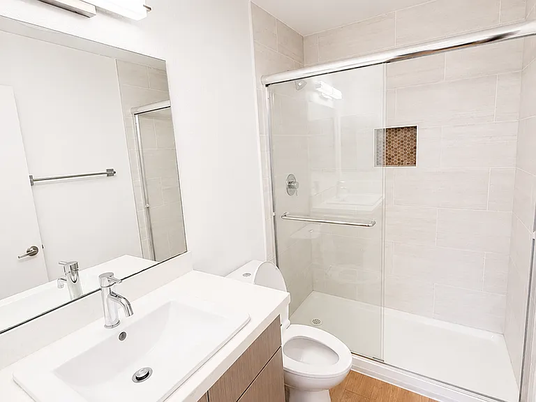 Hartley Apartments — Photo 4