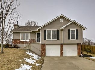 6840 N Corrington Ave, Kansas City, MO 64119