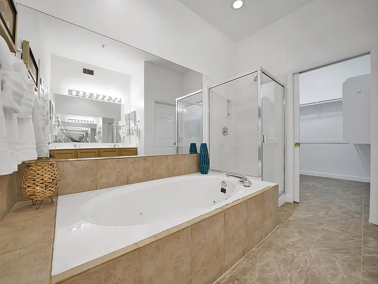 8270 N Hayden Rd #1019 — Photo 6