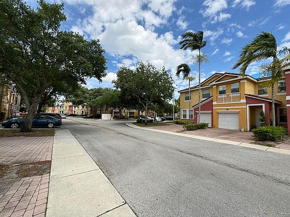 5th image of 2215 Shoma Drive
