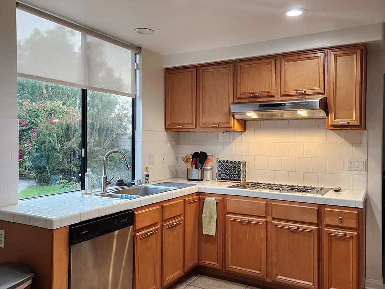 4708 Via Cupertino — Photo 15