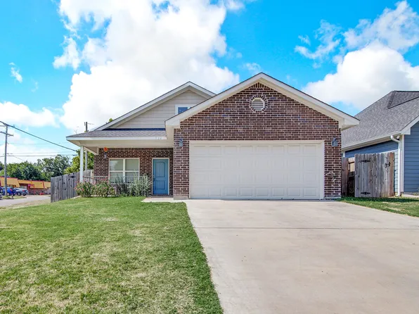 724 E Jessamine St, Fort Worth, TX 76104