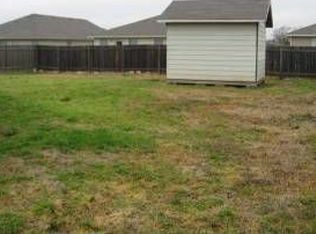 1017 Warbler Cv, Hutto, TX 78634