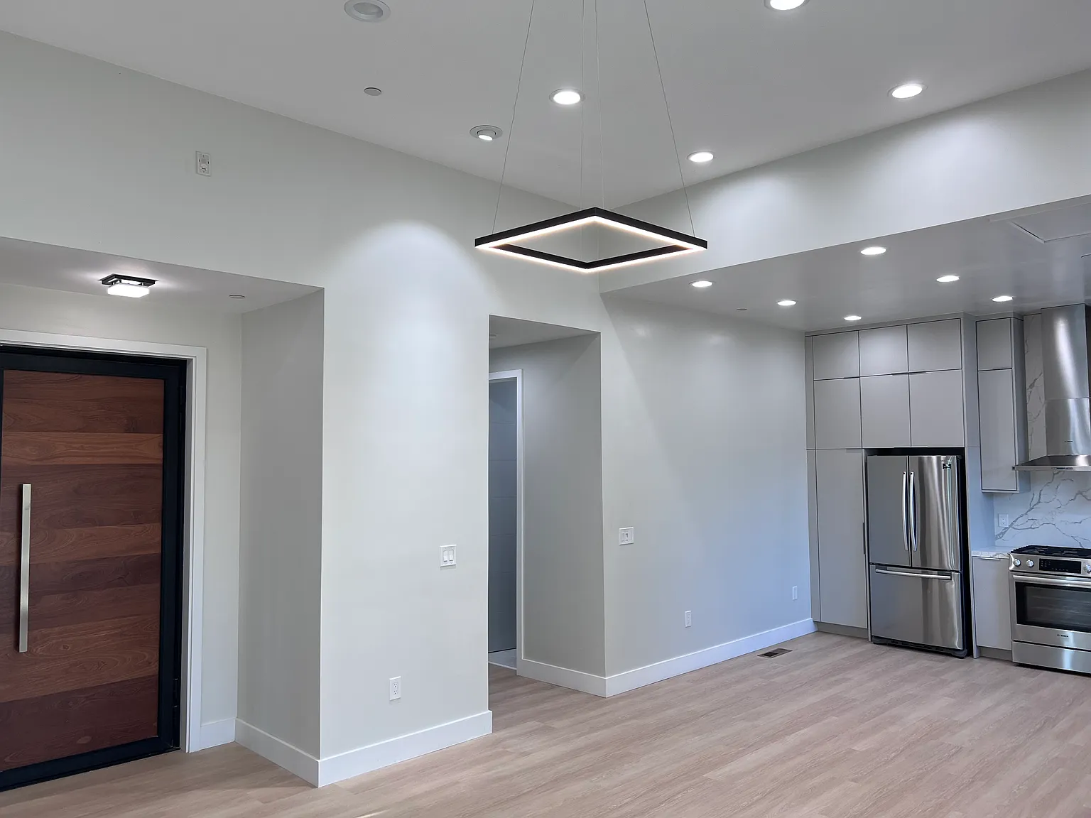2 bed, 1087 sqft, $5,800 — Photo 4