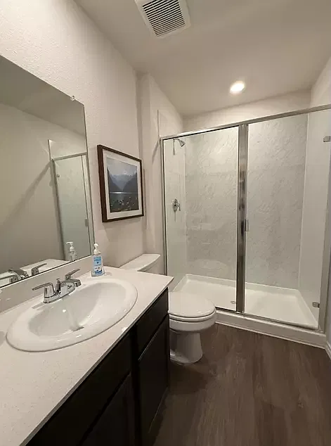 4 bed, 2.5 bath, 1510 sqft, $2,000 — Photo 3