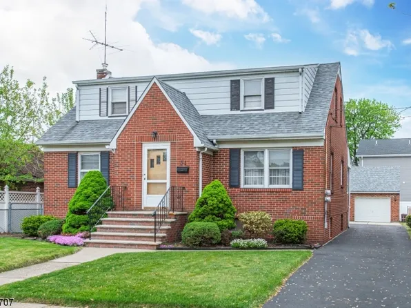 31 Whitman St, Carteret Boro, NJ 07008