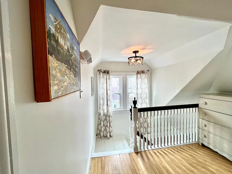 553 Shore Rd #3 — Photo 23
