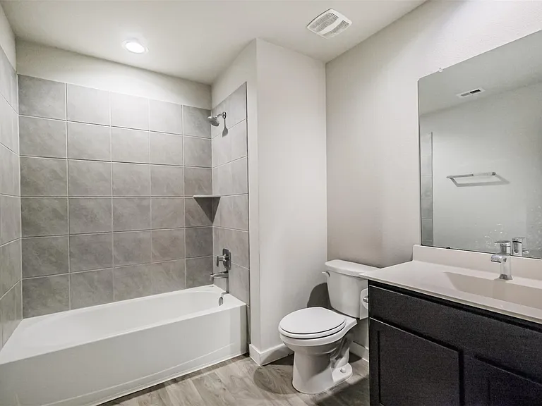 12534 Newport Arch Ln — Photo 25
