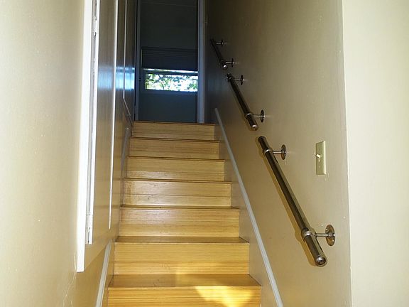 3rd image of 6104 Lockhurst Dr