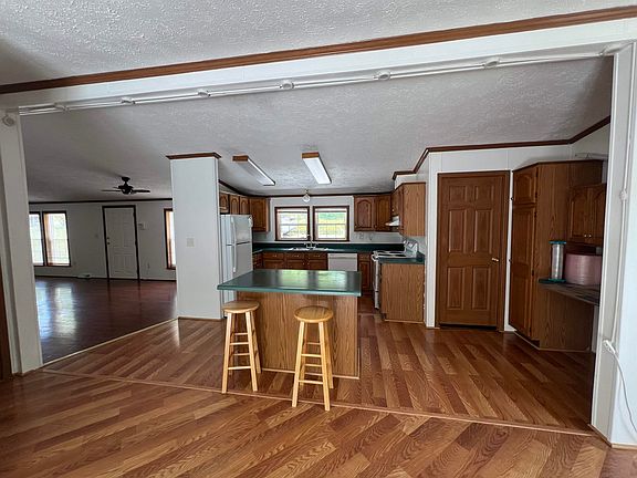 5th image of 4212 Christie Ln