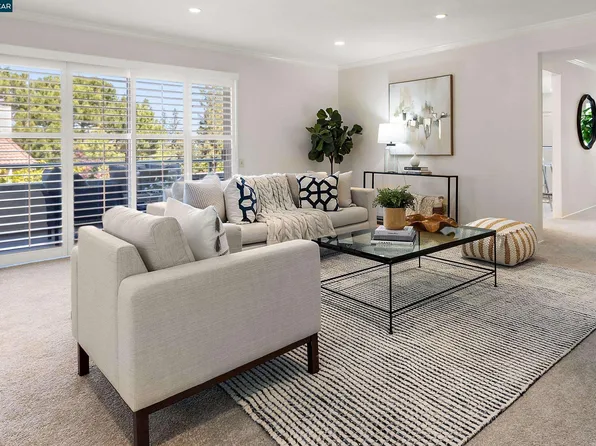 1501 Ptarmigan Dr APT 7B, Walnut Creek, CA 94595