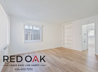 10714 Sutter Ave APT 4, Pacoima, CA 91331