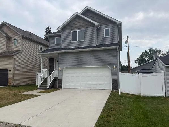 15894 Camperdown Ave, Clinton Township, MI 48035