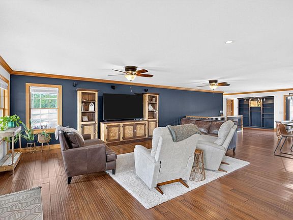 5th image of 8070 SE 1100 Road
