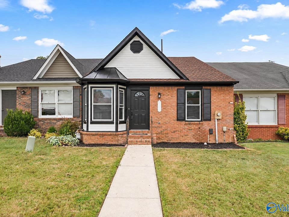 1st image of 424 Autumnwood Dr SW