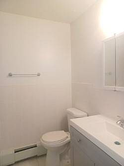 5th image of 156-45-79 South St #1
