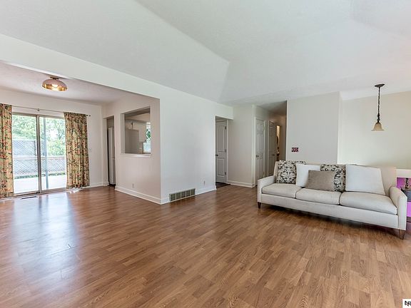 2nd image of 12957 Miami Cir