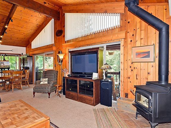 2nd image of 1546 Highland Dr